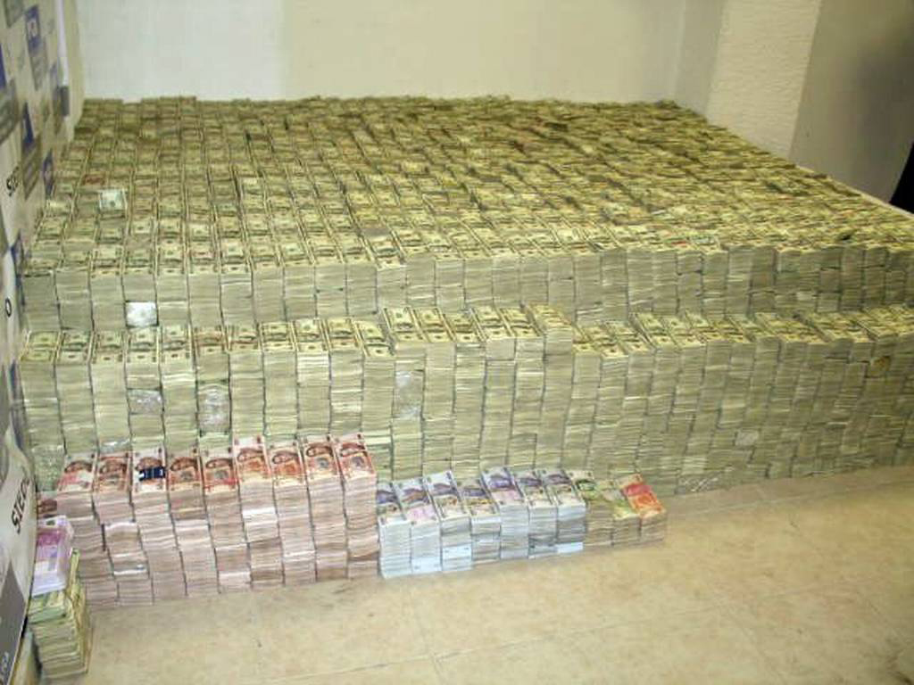 stacks of money real pics